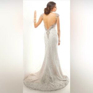Bridal size 6 Maggie Sottero Bridal Gown